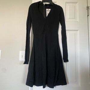 Black Long-sleeve Skater Dress